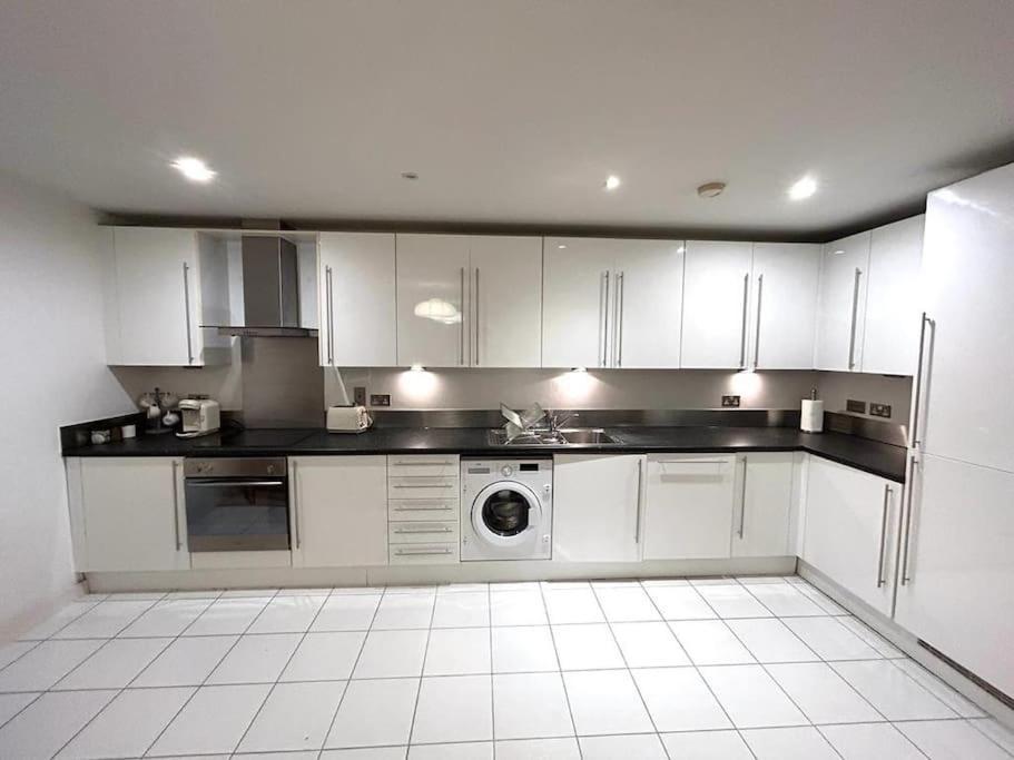 O2 Excel City Airport Apartment Londres Extérieur photo
